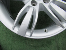 Load image into Gallery viewer, 1x Alufelge 17 Zoll 6.5&quot; 5x112 33ET Glanz Silber 8U0601025E Audi Q3 Rim Wheel