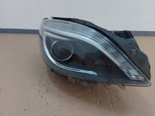 Laden Sie das Bild in den Galerie-Viewer, Frontscheinwerfer Mercedes-Benz W246 A2468207261 Xenon Rechts Headlight SCH3200472239xb