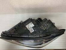 Laden Sie das Bild in den Galerie-Viewer, Frontscheinwerfer Mercedes-Benz W247 A2479062503 LED Links Headlight SCH4029137095hr