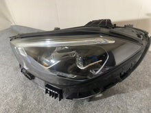 Laden Sie das Bild in den Galerie-Viewer, Frontscheinwerfer Mercedes-Benz W206 A2069063903 Links Scheinwerfer Headlight SCH1599465170jo