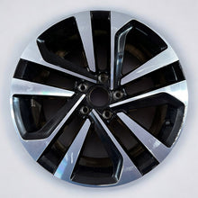 Load image into Gallery viewer, 1x Alufelge 17 Zoll 7.0&quot; 5x112 45ET 2GA601025R VW T-Roc Rim Wheel