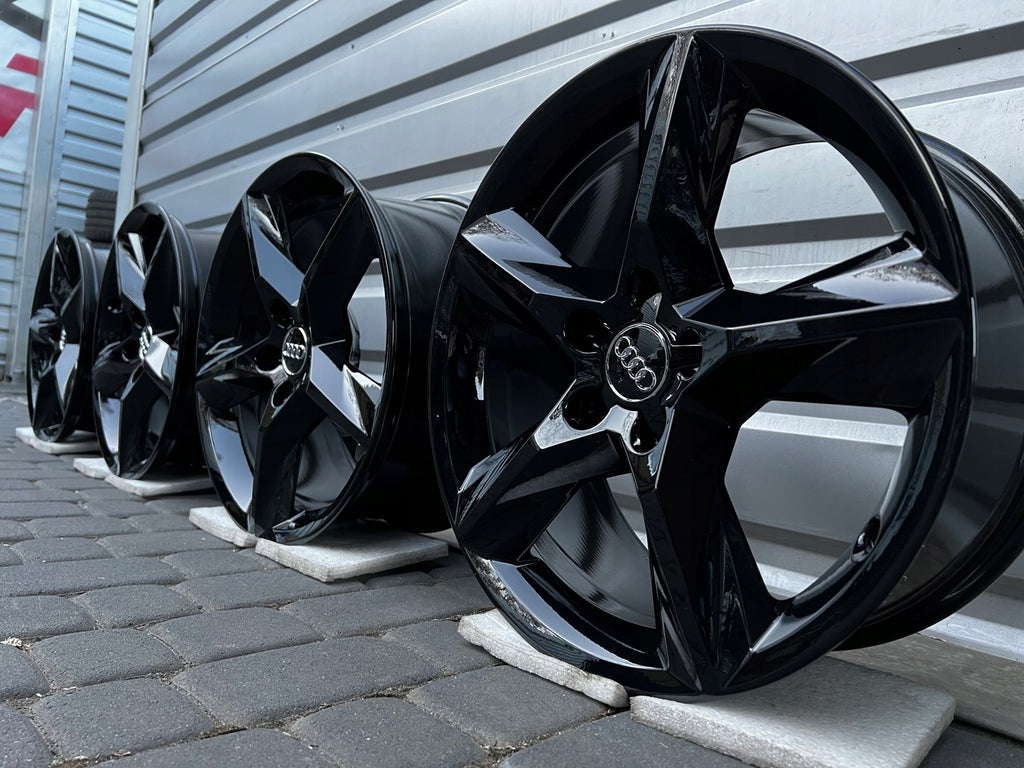4x Alufelge 18 Zoll 8.0" 5x112 39ET Audi A3 Rim Wheel
