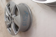 Load image into Gallery viewer, 1x Alufelge 17 Zoll 6.5" 5x114.3 40ET PW47576000 Lexus Rim Wheel FEL3332473712pg