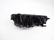Laden Sie das Bild in den Galerie-Viewer, Frontscheinwerfer Skoda Octavia IV 5E4941015 Full LED Links Headlight SCH1886928475gv