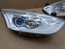 Laden Sie das Bild in den Galerie-Viewer, Frontscheinwerfer Ford B-Max AV1113W029DE AV1113W030DE Ein Satz Headlight SCH5198355595fw