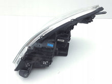 Load image into Gallery viewer, Frontscheinwerfer Toyota Corolla Verso AMD204465 Rechts Scheinwerfer Headlight SCH5573112728sm