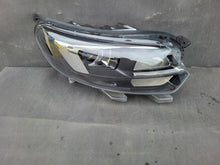 Load image into Gallery viewer, Frontscheinwerfer Opel Zafira Vivaro 1656227880-00 Xenon Rechts Headlight