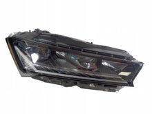 Load image into Gallery viewer, Frontscheinwerfer Skoda Superb I 3P1941016B Rechts Scheinwerfer Headlight SCH5048144033kl