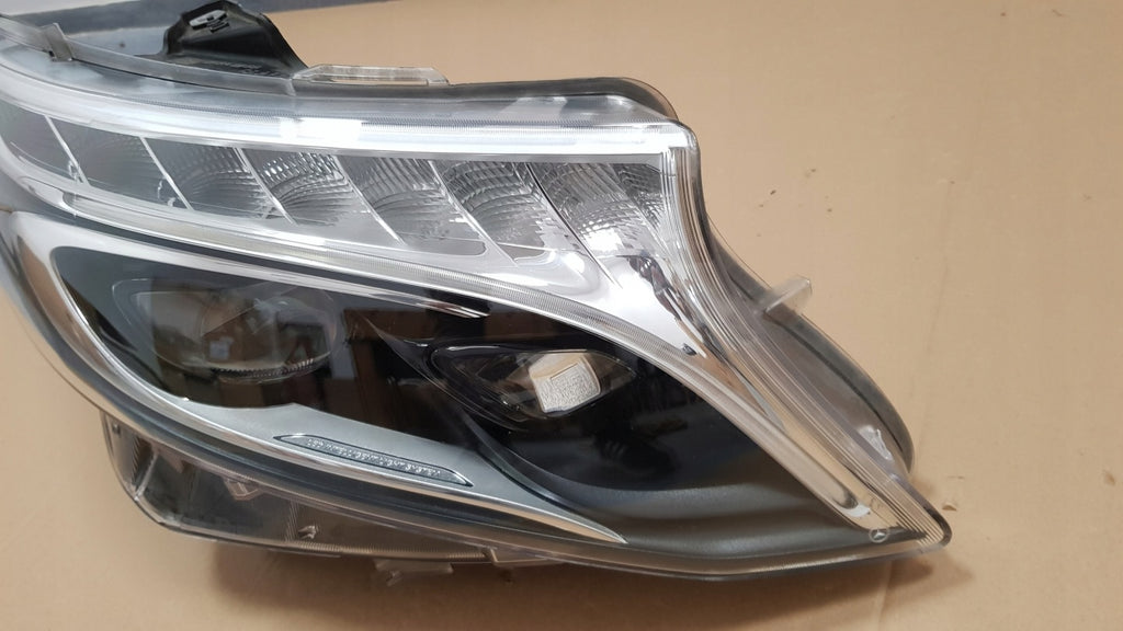 Frontscheinwerfer Mercedes-Benz Vito W447 A4479060201 Rechts Headlight SCH6182375989gq