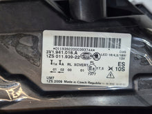 Load image into Gallery viewer, Frontscheinwerfer Skoda Superb III 3V1941016A Xenon Rechts Headlight