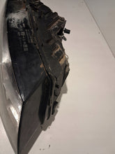 Laden Sie das Bild in den Galerie-Viewer, Frontscheinwerfer Audi Quattro Rechts Scheinwerfer Headlight SCH3178599708gg