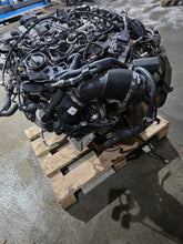 Laden Sie das Bild in den Galerie-Viewer, Motor Audi A4 B9 DETA 2.0 TDI 190PS 140kW 111TKm 2016 Diesel Engine Unkomplett