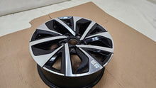 Load image into Gallery viewer, 1x Alufelge 16 Zoll 6.5&quot; 5x112 5GM601025AD VW Jetta Rim Wheel