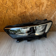 Load image into Gallery viewer, Frontscheinwerfer VW T-Roc 2GA941035H 2GA941036H Ein Stück (Rechts oder Links)