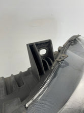 Load image into Gallery viewer, Frontscheinwerfer Iveco I 58024392880 Links Scheinwerfer Headlight SCH2886544447yi