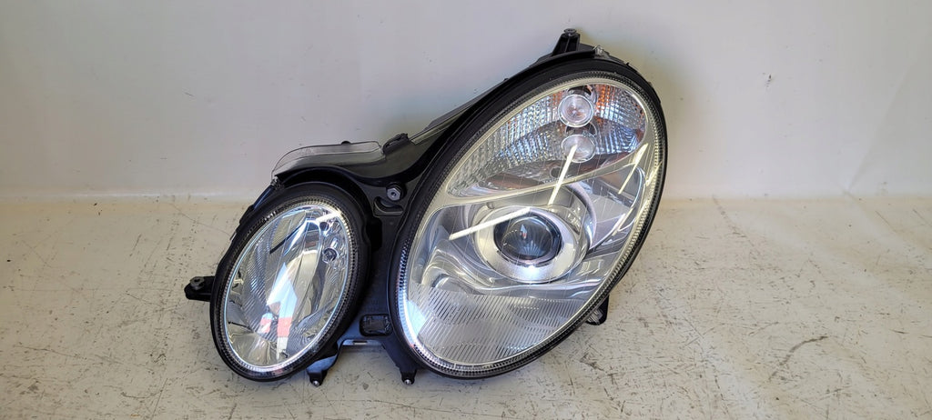 Frontscheinwerfer Mercedes-Benz W211 A2118201361KZ Xenon Links Headlight SCH6088851636hr