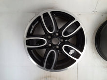 Laden Sie das Bild in den Galerie-Viewer, 1x Alufelge 18 Zoll 7.0" 5x112 54ET Glanz 6855115 Mini Rim Wheel FEL7064064388aa