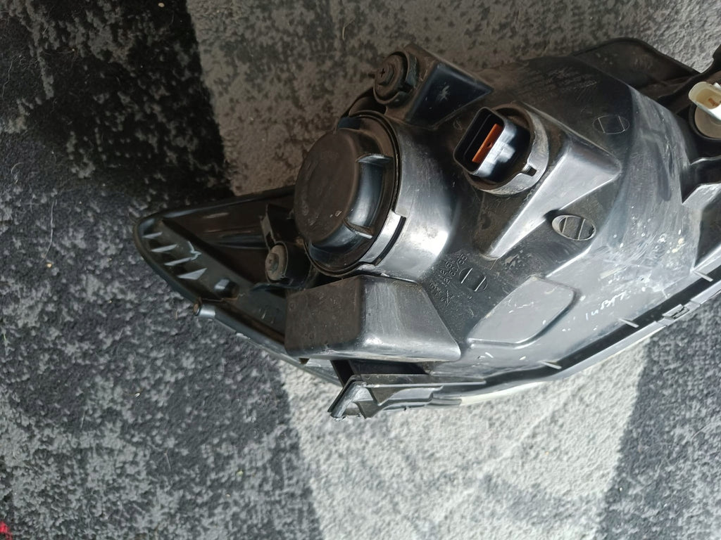 Frontscheinwerfer Hyundai Getz 92101-1C50092101-1C500 Links Headlight