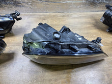 Load image into Gallery viewer, Frontscheinwerfer VW Sportsvan 517941005C Links Scheinwerfer Headlight SCH2327092565pk
