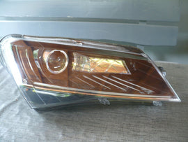 Frontscheinwerfer Skoda Superb III 3V1941016B Xenon Rechts Headlight