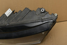 Laden Sie das Bild in den Galerie-Viewer, Frontscheinwerfer Skoda Octavia IV 5E4941015 Links Scheinwerfer Headlight SCH8744171989nt