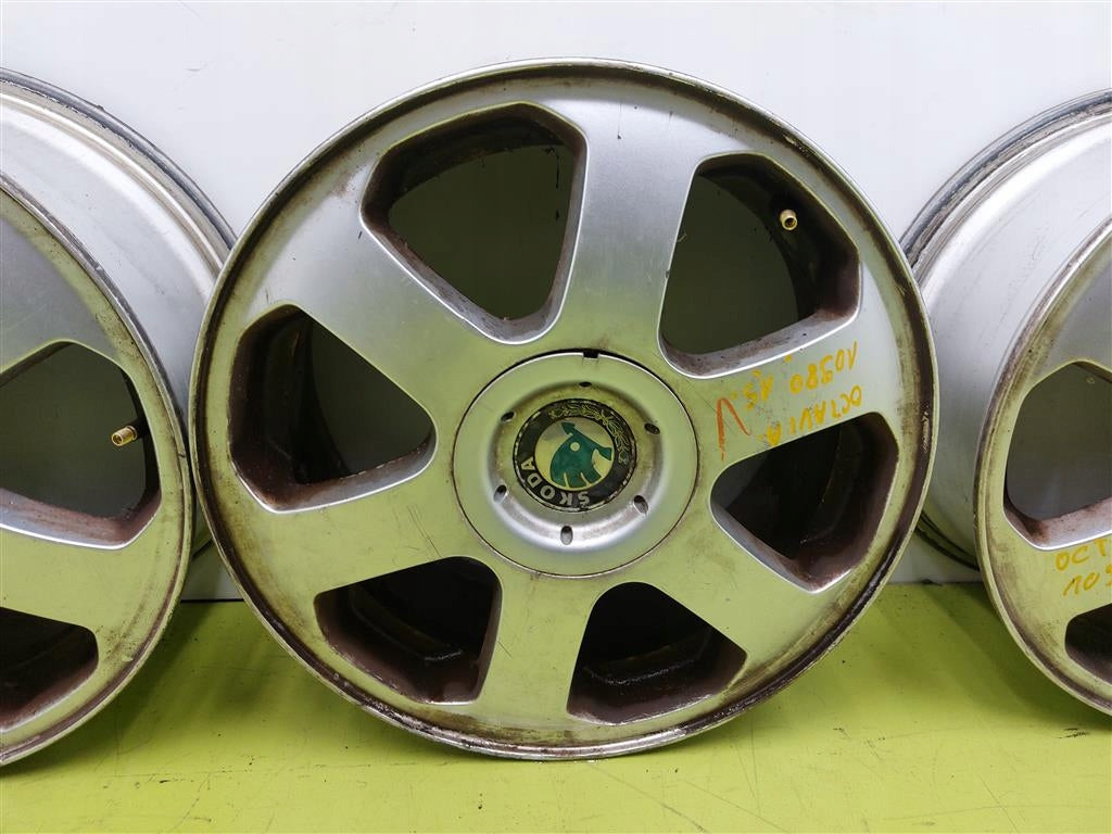 4x Alufelge 15 Zoll 8.5" 5x100 43ET Matt Silber Audi I Rim Wheel FEL1694394079la