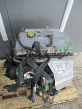 Load image into Gallery viewer, Motor Land Rover Defender I Discovery TD5 2.5 210TKm Diesel Engine Komplett MOT4873677305js