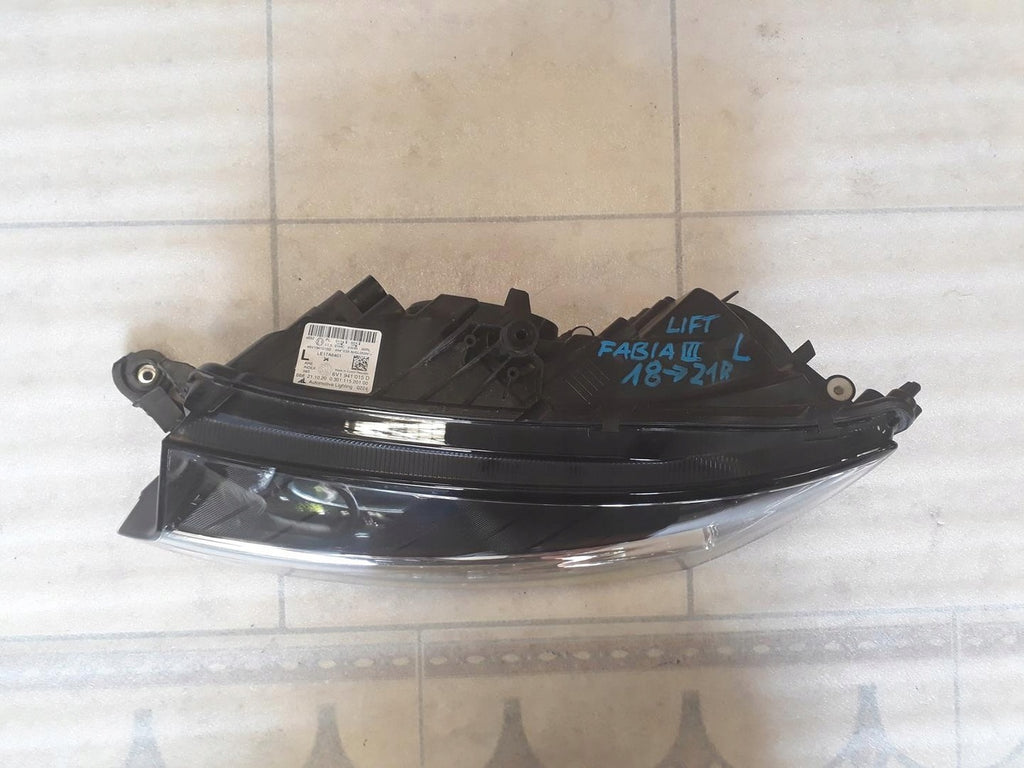 Frontscheinwerfer Skoda Fabia 6V1941015D Links Scheinwerfer Headlight