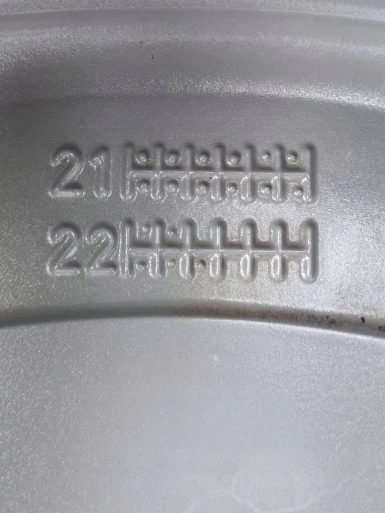 1x Alufelge 18 Zoll 8.0" 5x112 39ET Glanz Silber 4K0601025D Audi A6 Rim Wheel FEL4319981628du
