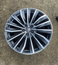 Load image into Gallery viewer, 1x Alufelge 20 Zoll 9.5" 5x112 VW I Rim Wheel FEL6084228973he