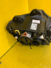 Laden Sie das Bild in den Galerie-Viewer, Frontscheinwerfer Daf 1857526 LED Links Scheinwerfer Headlight SCH7325001402nb