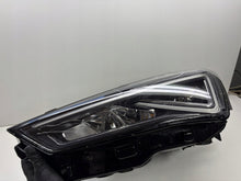 Laden Sie das Bild in den Galerie-Viewer, Frontscheinwerfer Seat Tarraco 5FJ941007K Links Scheinwerfer Headlight SCH1187000732wl