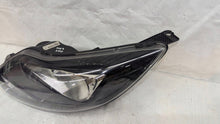 Load image into Gallery viewer, Frontscheinwerfer Ford Focus BM5113W030RA Links Scheinwerfer Headlight SCH4392240032bp