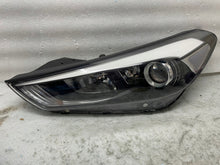 Laden Sie das Bild in den Galerie-Viewer, Frontscheinwerfer Hyundai Tucson 92101-D7100 LED Links Scheinwerfer Headlight SCH1505993249ro