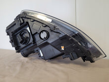 Laden Sie das Bild in den Galerie-Viewer, Frontscheinwerfer VW Polo 2G1941036C Rechts Scheinwerfer Headlight