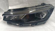 Laden Sie das Bild in den Galerie-Viewer, Frontscheinwerfer VW Passat 3J1941005 L853469 LED Links Scheinwerfer Headlight SCH1557562163ck