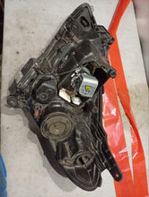 Laden Sie das Bild in den Galerie-Viewer, Frontscheinwerfer Opel Astra H 5DF009368-20 Links Scheinwerfer Headlight SCH3252761447zj