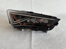 Laden Sie das Bild in den Galerie-Viewer, Frontscheinwerfer Seat Tarraco 5FJ941008 5FJ941007 LED Ein Satz Headlight