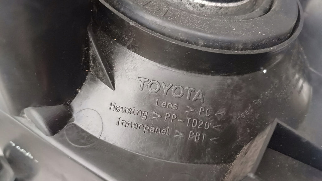 Frontscheinwerfer Toyota III Rechts Scheinwerfer Headlight SCH7325989346ge