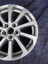 Load image into Gallery viewer, 1x Alufelge 17 Zoll 7.5&quot; 5x112 51ET Glanz Silber 8V0601025DM Audi A3 Rim Wheel