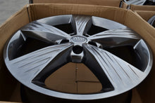 Laden Sie das Bild in den Galerie-Viewer, 4x Alufelge 19 Zoll 8.0" 5x112 45ET 89A601025B Audi Q3 Q4 I Superb Kodiaq Passat FEL9049265618yu