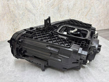 Laden Sie das Bild in den Galerie-Viewer, Frontscheinwerfer Mercedes-Benz W247 A2479065107 Links Scheinwerfer Headlight SCH2095107865gs