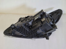 Laden Sie das Bild in den Galerie-Viewer, Frontscheinwerfer Mercedes-Benz W447 A4479067800 Rechts Scheinwerfer Headlight SCH7924098990nt