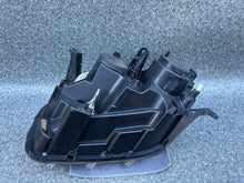 Laden Sie das Bild in den Galerie-Viewer, Frontscheinwerfer Dacia Duster 260100156R FALSE Scheinwerfer Headlight SCH6131469085rx