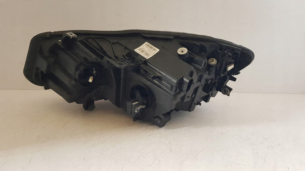 Frontscheinwerfer BMW F45 F46 5A017B6 030221 LED Ein Stück (Rechts oder Links)