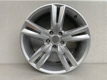 Laden Sie das Bild in den Galerie-Viewer, 1x Alufelge 18 Zoll 7.0" 5x112 45ET Matt Graphit 575601025G Mg Ateca Rim Wheel FEL1265356740lm