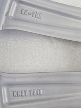 Load image into Gallery viewer, 1x Alufelge 19 Zoll 7.5&quot; 5x114.3 40 5ET Hyundai Rim Wheel