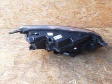 Laden Sie das Bild in den Galerie-Viewer, Frontscheinwerfer Ford Kuga LV4B-13E017-AH Links Scheinwerfer Headlight SCH5065969266zr