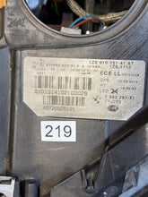 Load image into Gallery viewer, Frontscheinwerfer BMW F11 F10 7203251-21 Xenon Ein Stück (Rechts oder Links) SCH3846451541bg