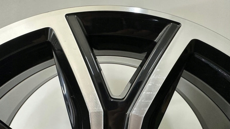 1x Alufelge 18 Zoll 7.0" 5x100 39ET Glanz Schwarz 2GM601025F VW T-Cross FEL8279155113yb